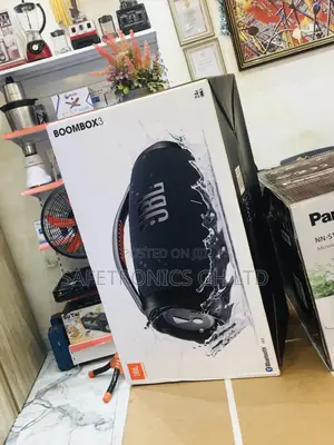 Black Bluetooth Wireless JBL Boombox3 Electric Speaker