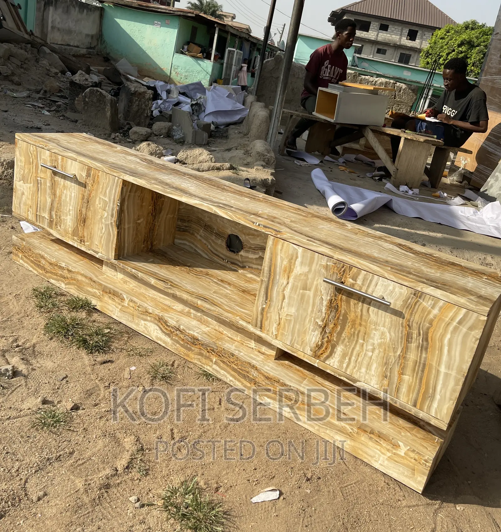 Quality Wooden Tv Stand