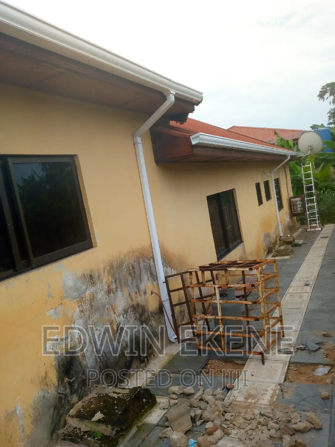 Rain Gutters and Downspouts