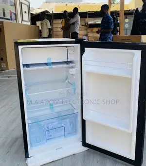 Fast Chilling Pearl Single Door Electric Fridge(Black).