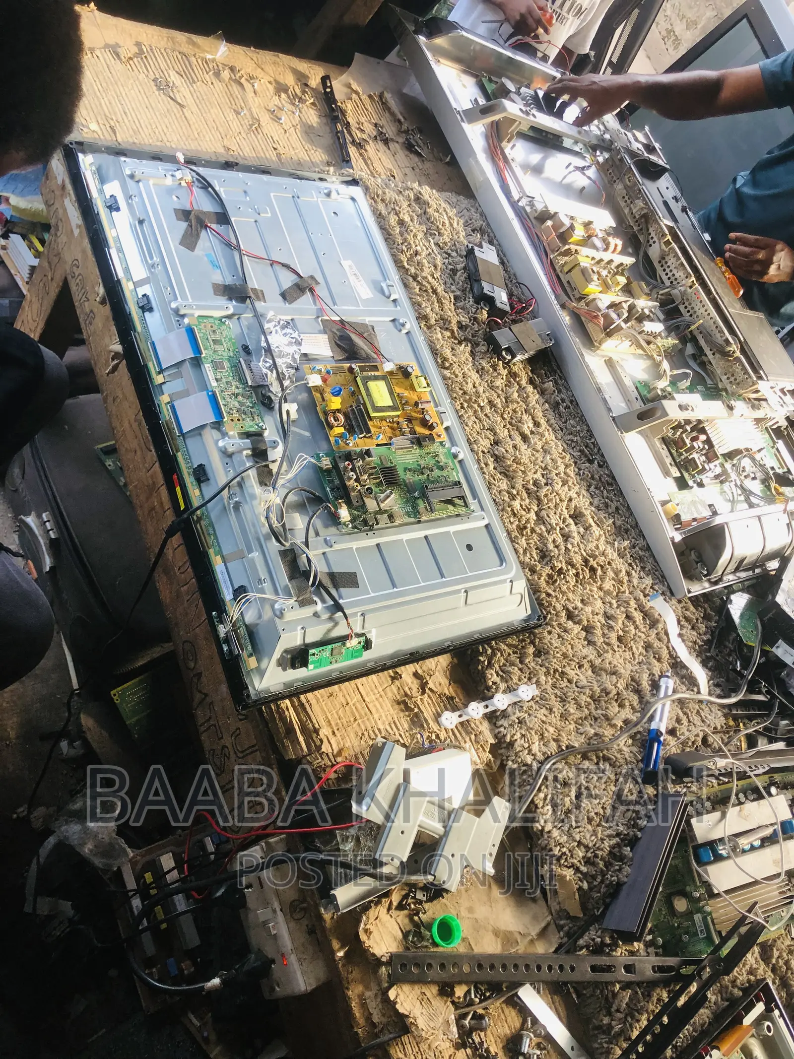 Abu Sony Electronic Engineering: TV Repair? No Problem!.