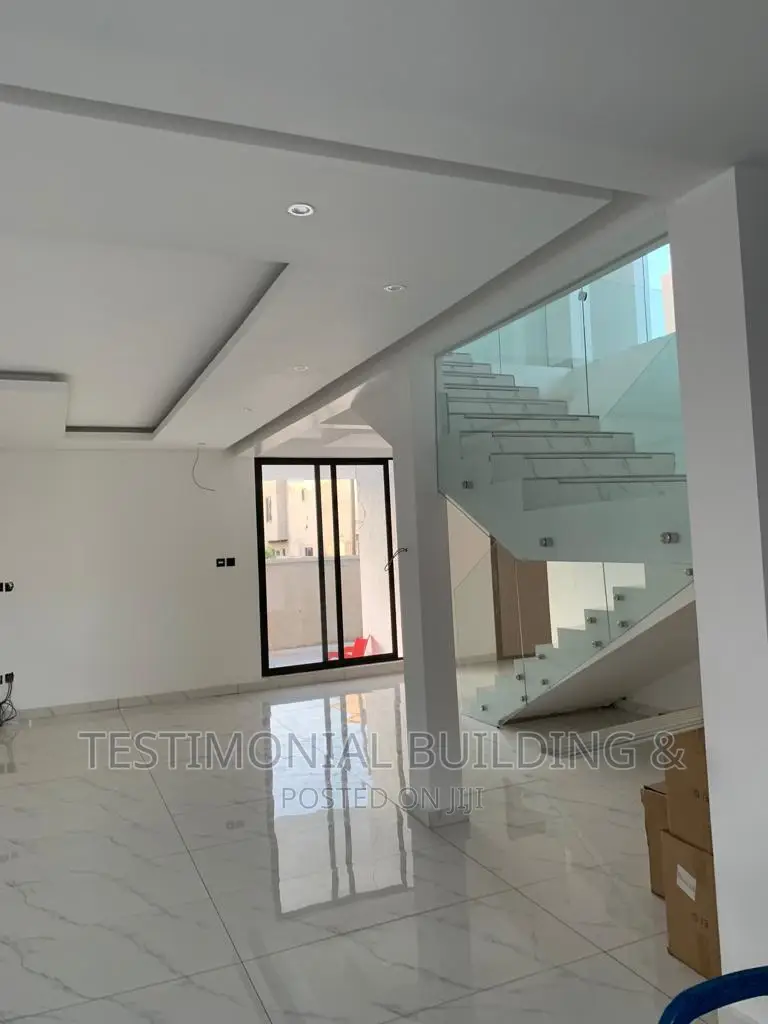Furnished 3bdrm House in Testimonial Building, Adjiriganor for sale