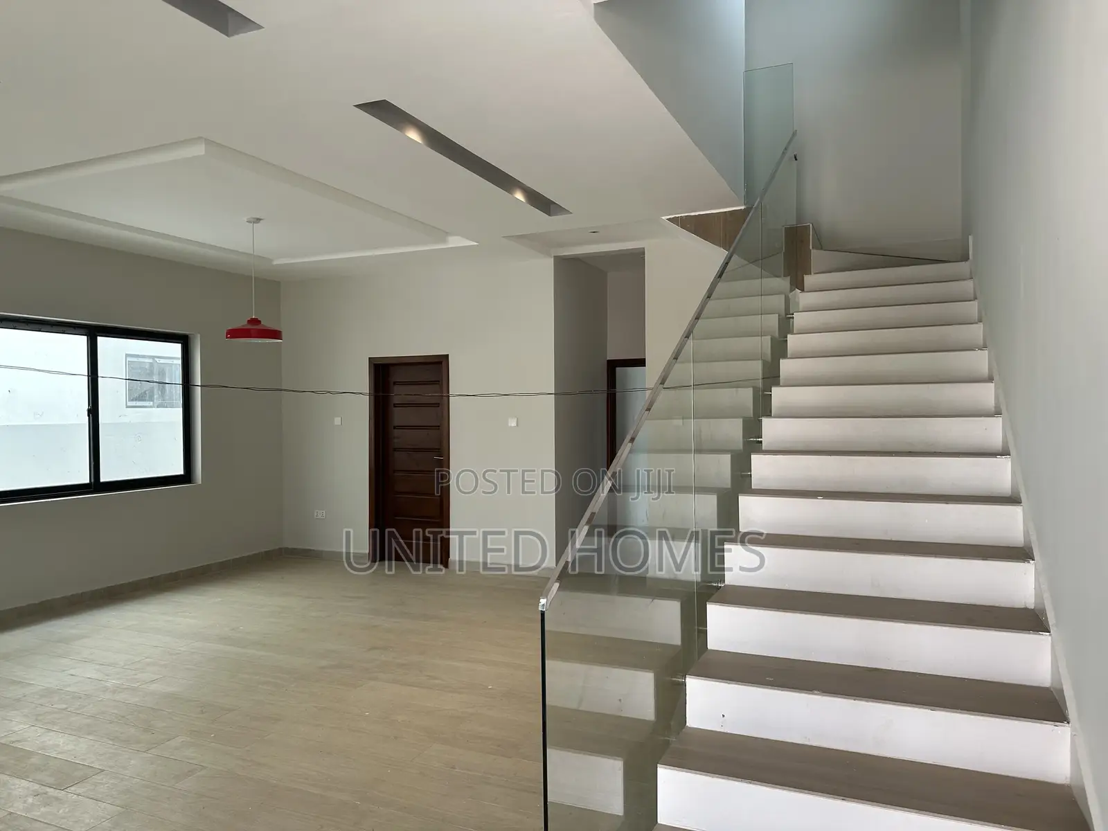 5bdrm House in Oyarifa for sale