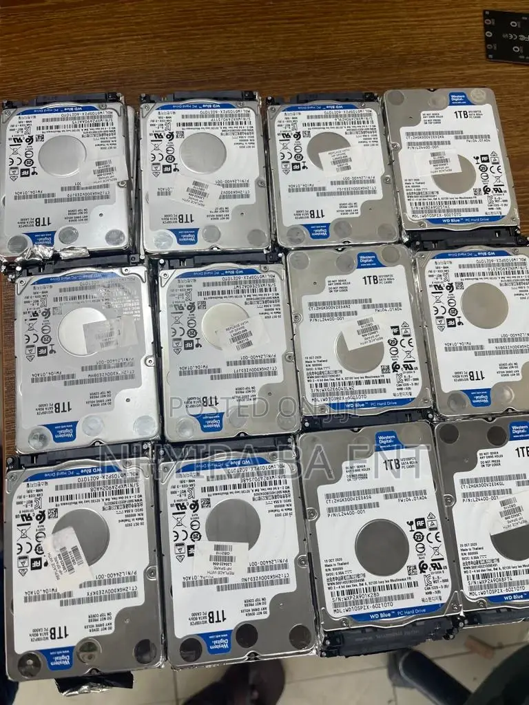 Hard Disk Drive 3.0 Usb Andtype C Case and Drives Available
