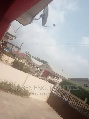 3bdrm House in $550 Ghana Flag, Oyarifa for rent