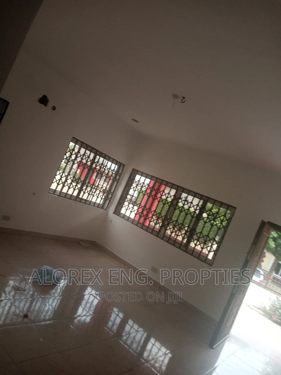 3bdrm House in $550 Ghana Flag, Oyarifa for rent