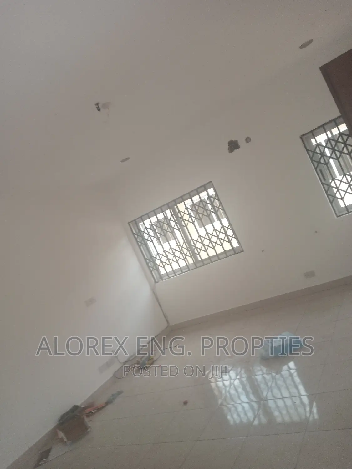3bdrm House in $550 Ghana Flag, Oyarifa for rent