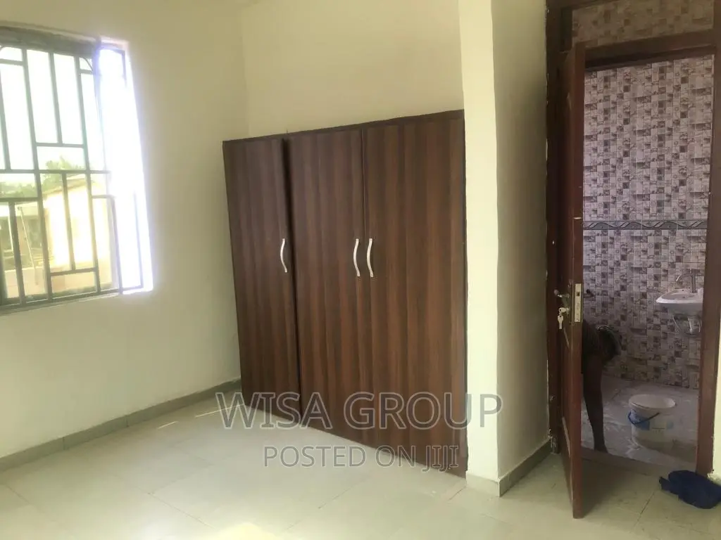 5bdrm Duplex in Wisa Groups, Accra Metropolitan for rent