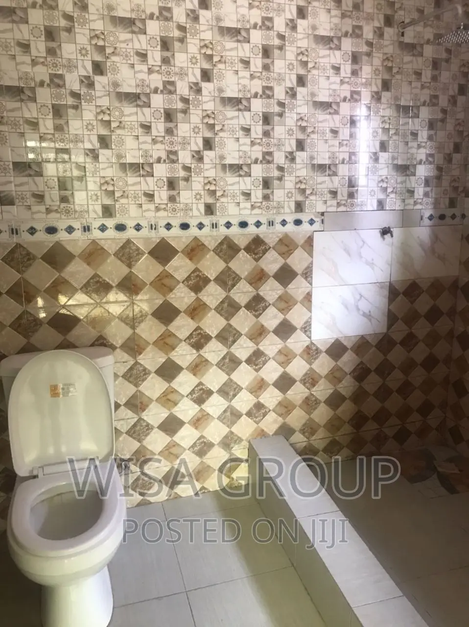 5bdrm Duplex in Wisa Groups, Accra Metropolitan for rent