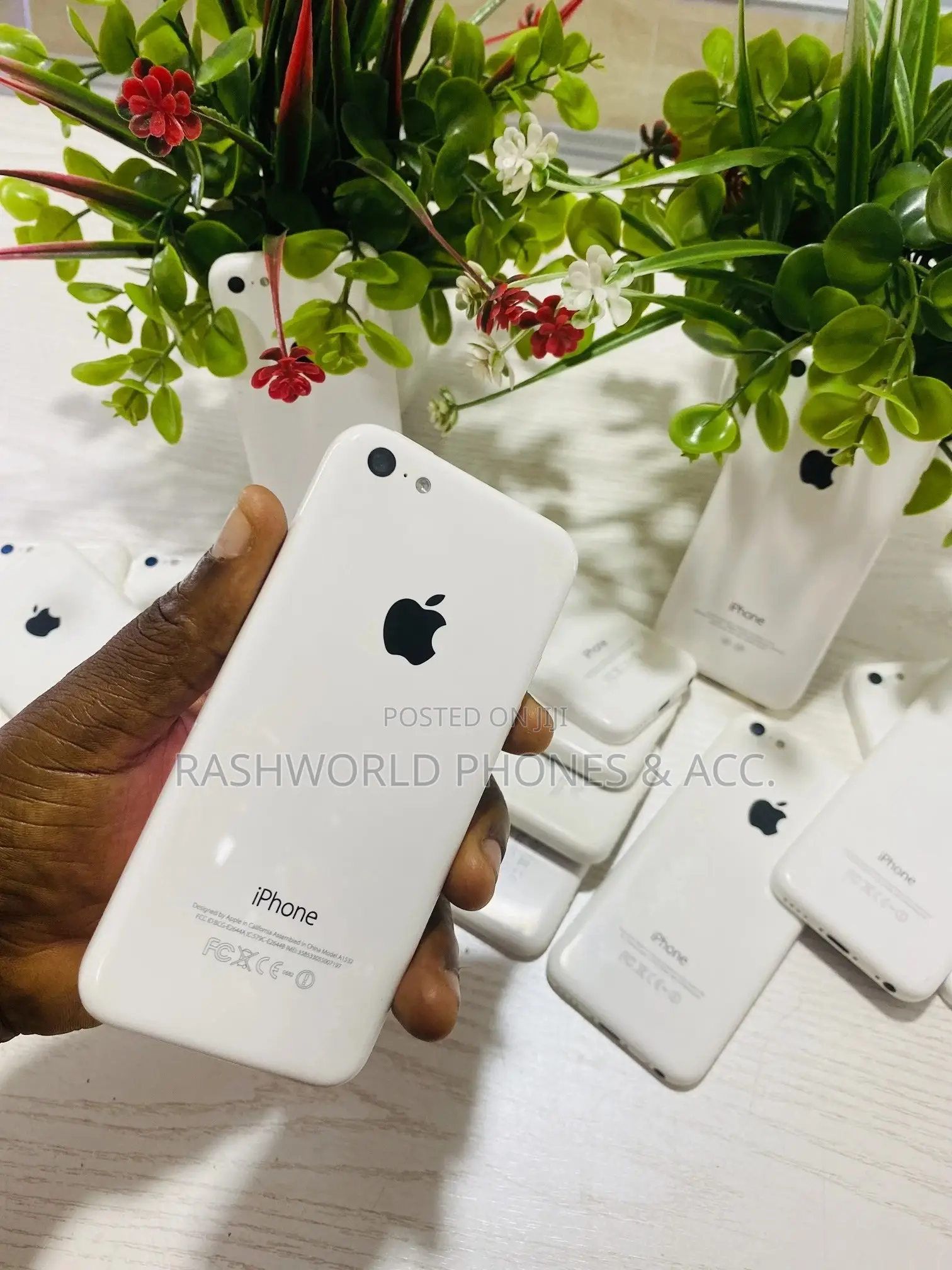 Apple iPhone 5c 16 GB White