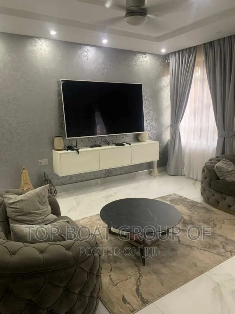 Furnished 5bdrm House in Top Boat Estate, Kumasi Metropolitan for sale