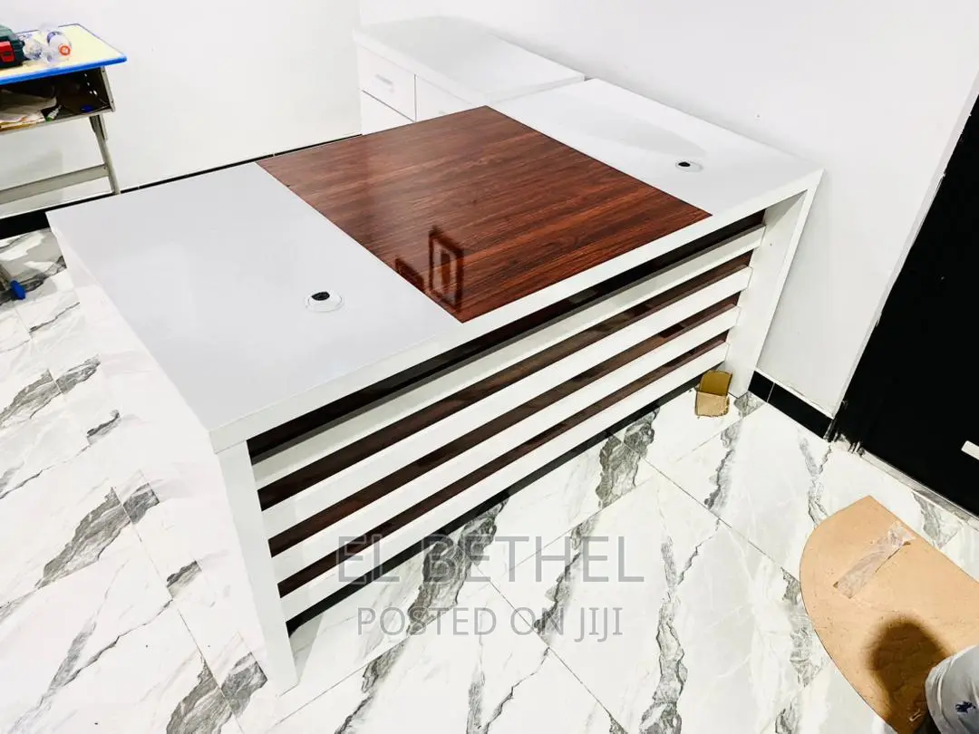 1.8 Meter Wooden Office Desk