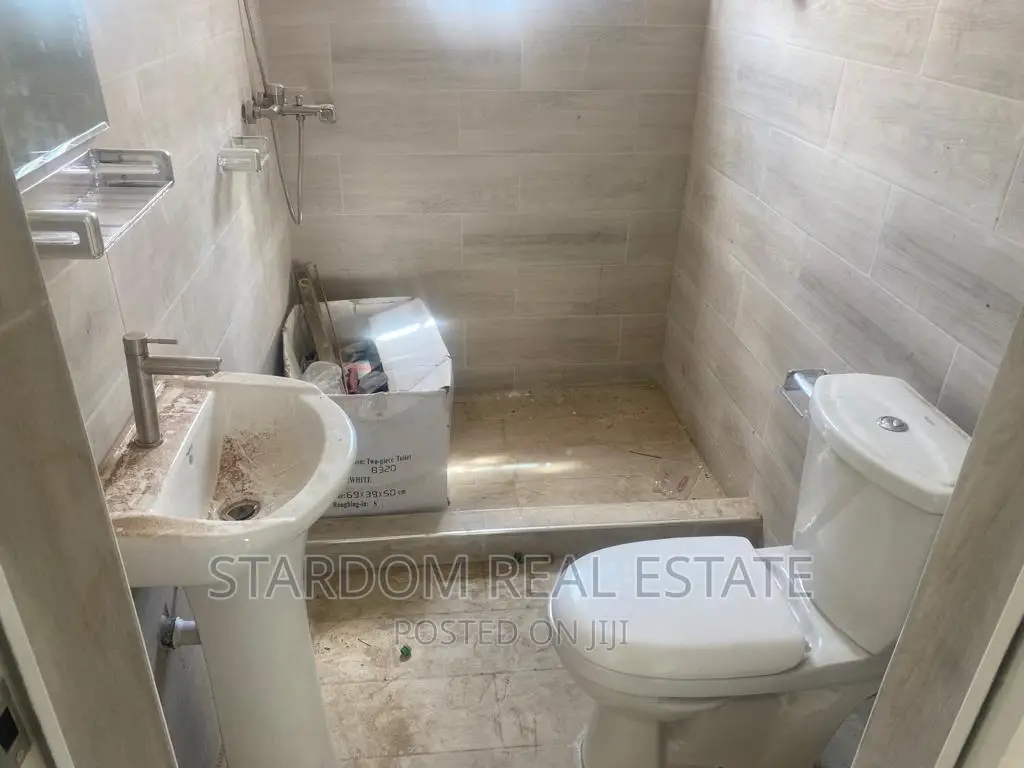 3bdrm Duplex in Coastal Estate, Spintex for rent