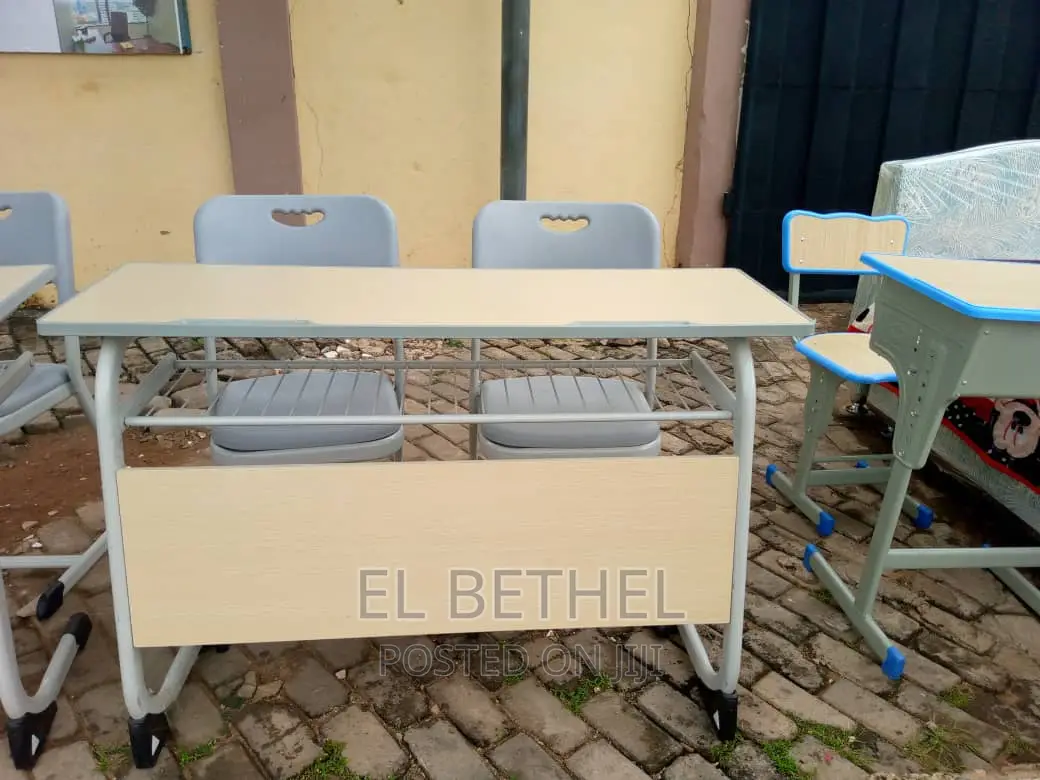Student Table and Chairs