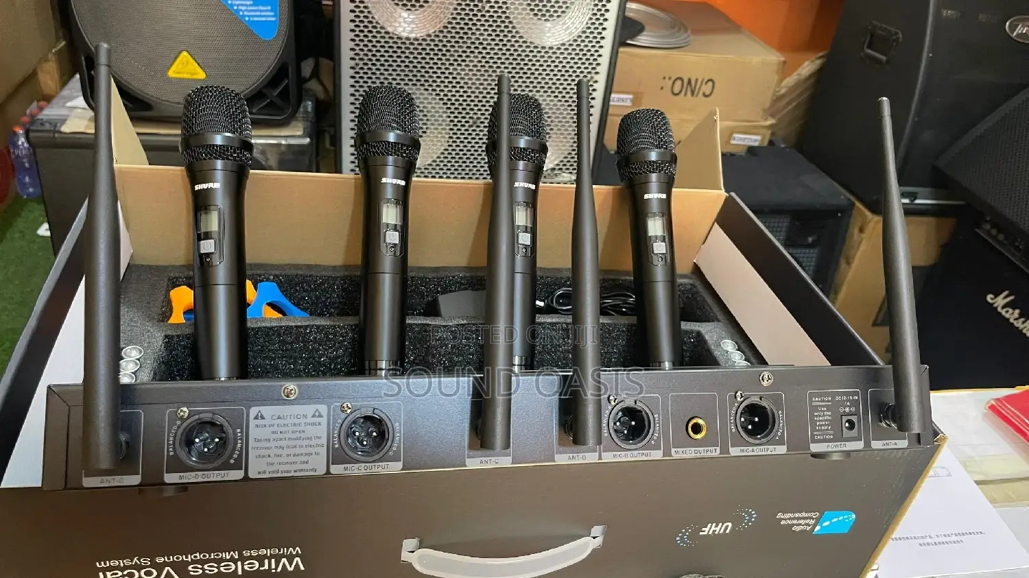 Shure Am-401 New Arrivals 4 in 1 Wireless Microphone System