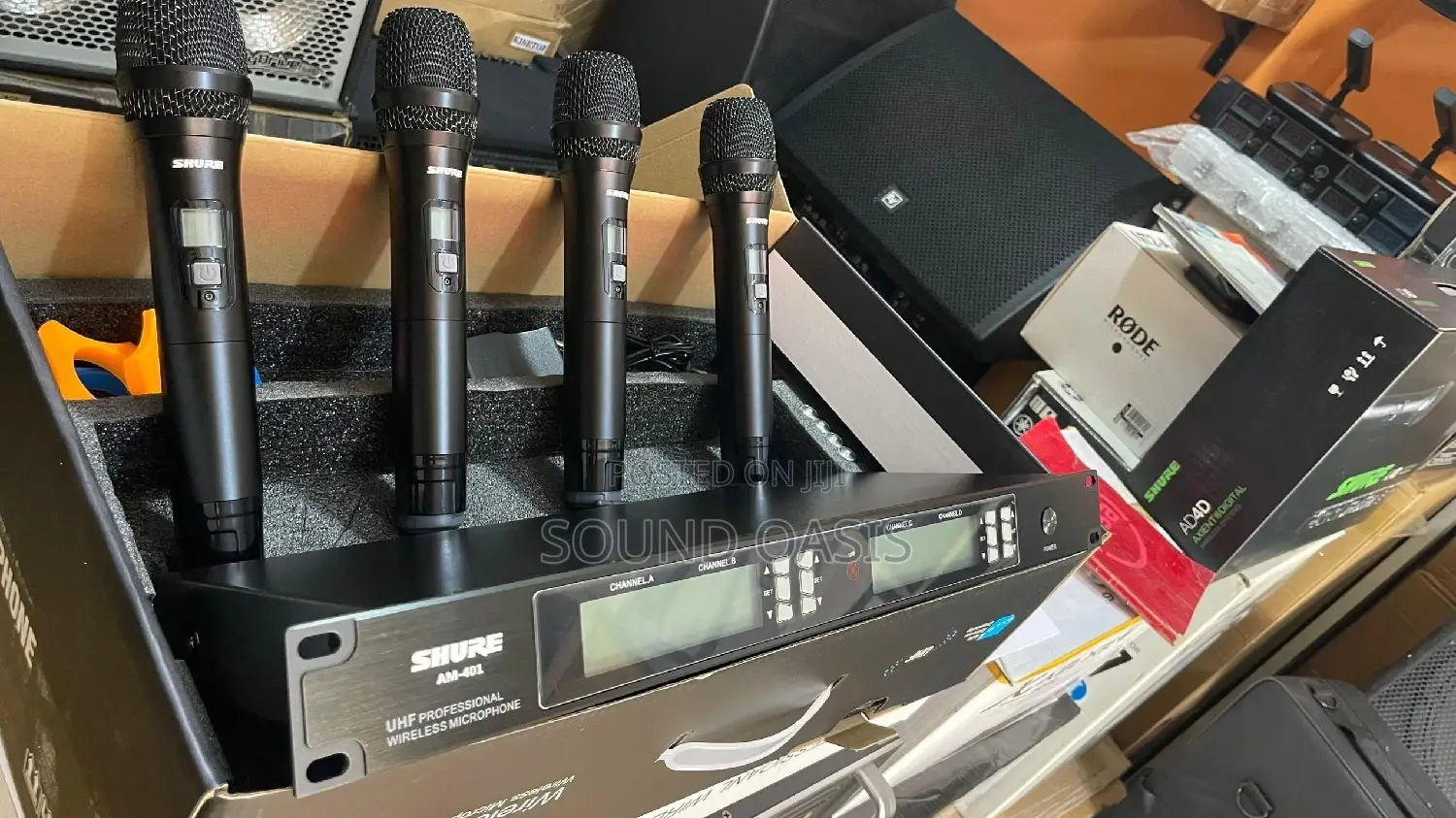 Shure Am-401 New Arrivals 4 in 1 Wireless Microphone System