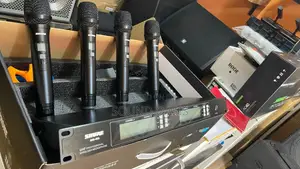 Shure Am-401 New Arrivals 4 in 1 Wireless Microphone System