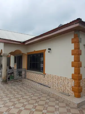 Furnished 4bdrm House in Top Boat Estate, Kumasi Metropolitan for sale