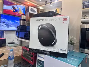 Lovely  New  Bluetooth Speaker Onyx 7 Black