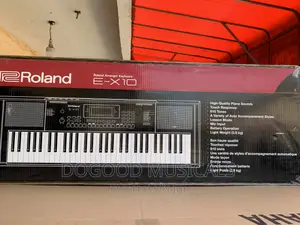 Roland E-X10 Keyboard