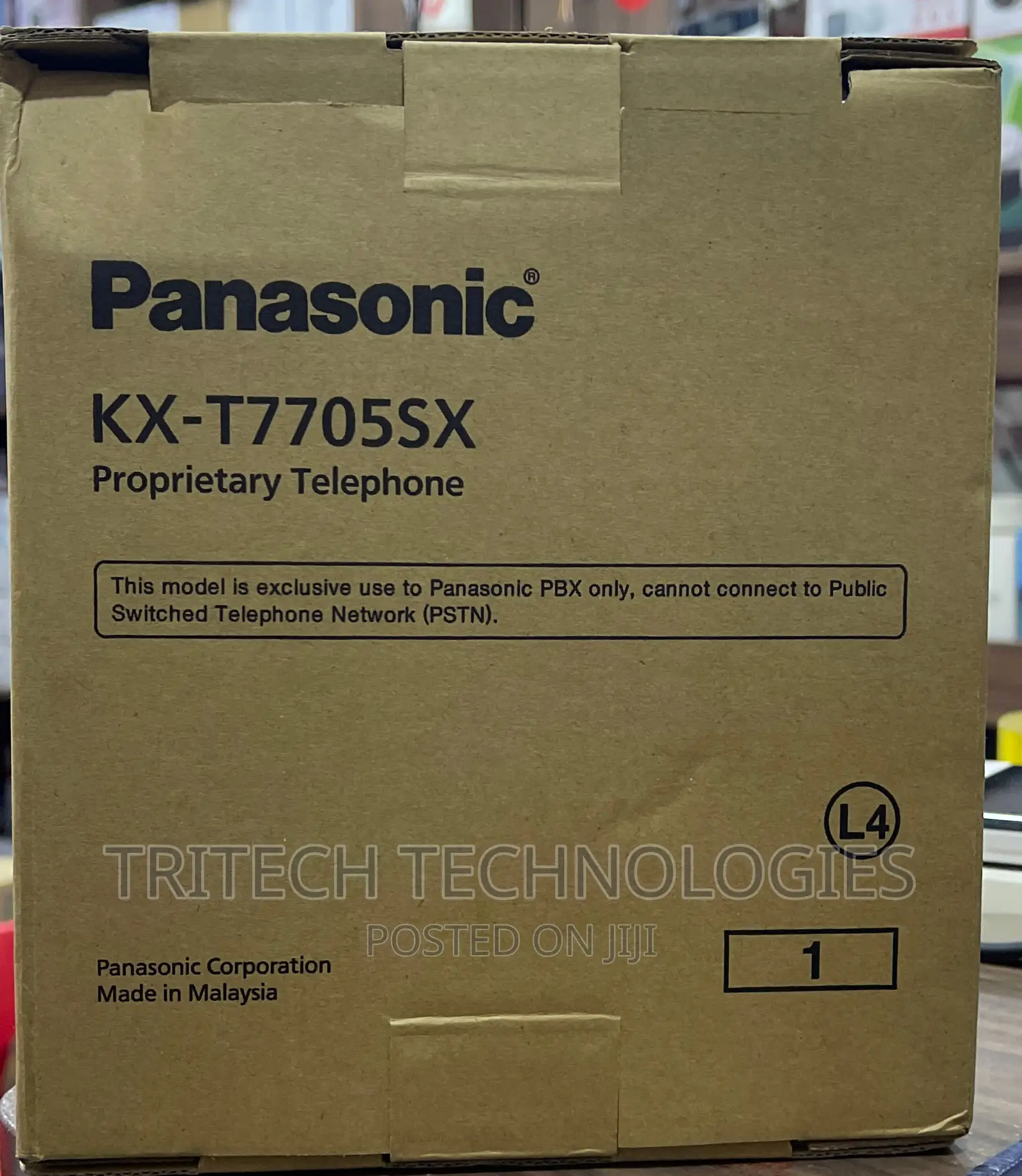 Panasonic Kx-t7705 Telephone