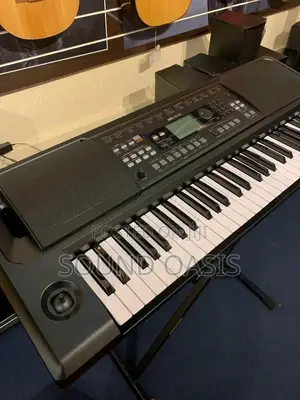 Korg EK-50 61-Key Arranger Keyboard With Bag Stand