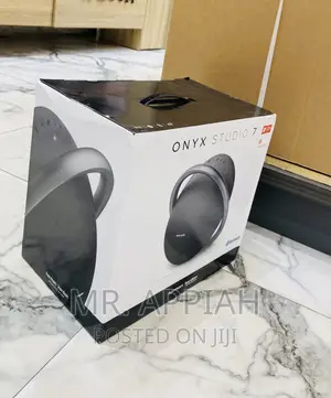 Durable Onyx 7 Bluetooth Rechargeable Speaker