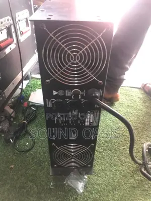 Peavey Cs 8000 Professional Bass Amplifier