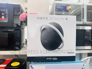 Neatly Sealed in Box Bluetooth Speaker Onyx 8 Black