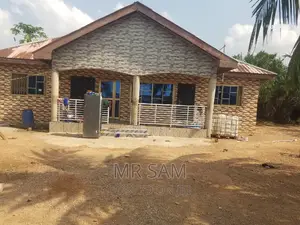 4bdrm House in Tuba, Ga South Municipal for sale