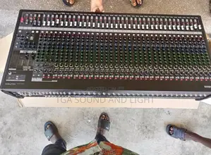 Yamaha Mgp40x Channels Mixer With Effects (Mgp32)