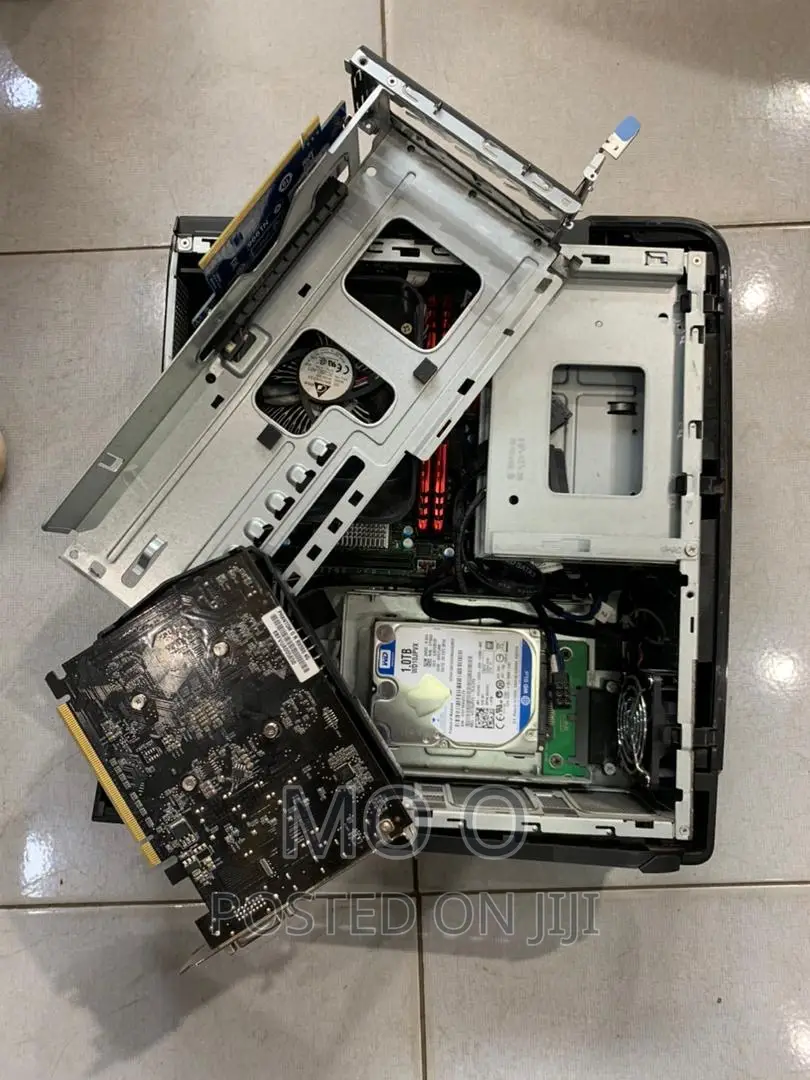 Desktop Computer Dell Aurora 16GB Intel Core I7 HDD+SSD 256GB