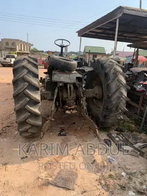 Massey Ferguson 1080