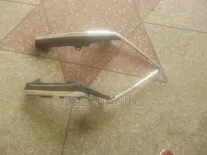 2020-2022 Honda Cr-v Front Grille Garnish