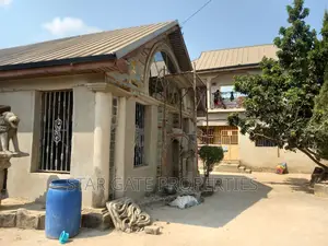 8bdrm House in Star Gate Properties, Kumasi Metropolitan for sale