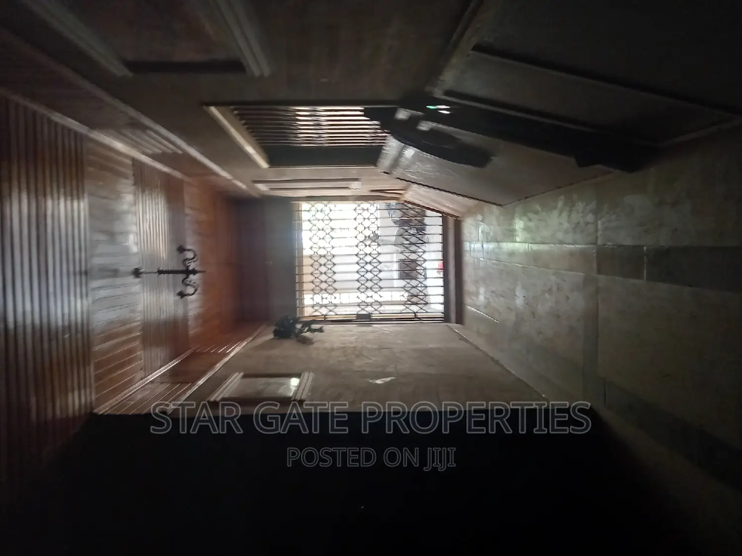 8bdrm House in Star Gate Properties, Kumasi Metropolitan for sale