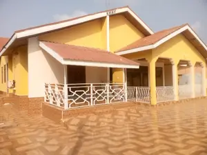 4bdrm House in Frimpomaa Estate, Spintex for rent