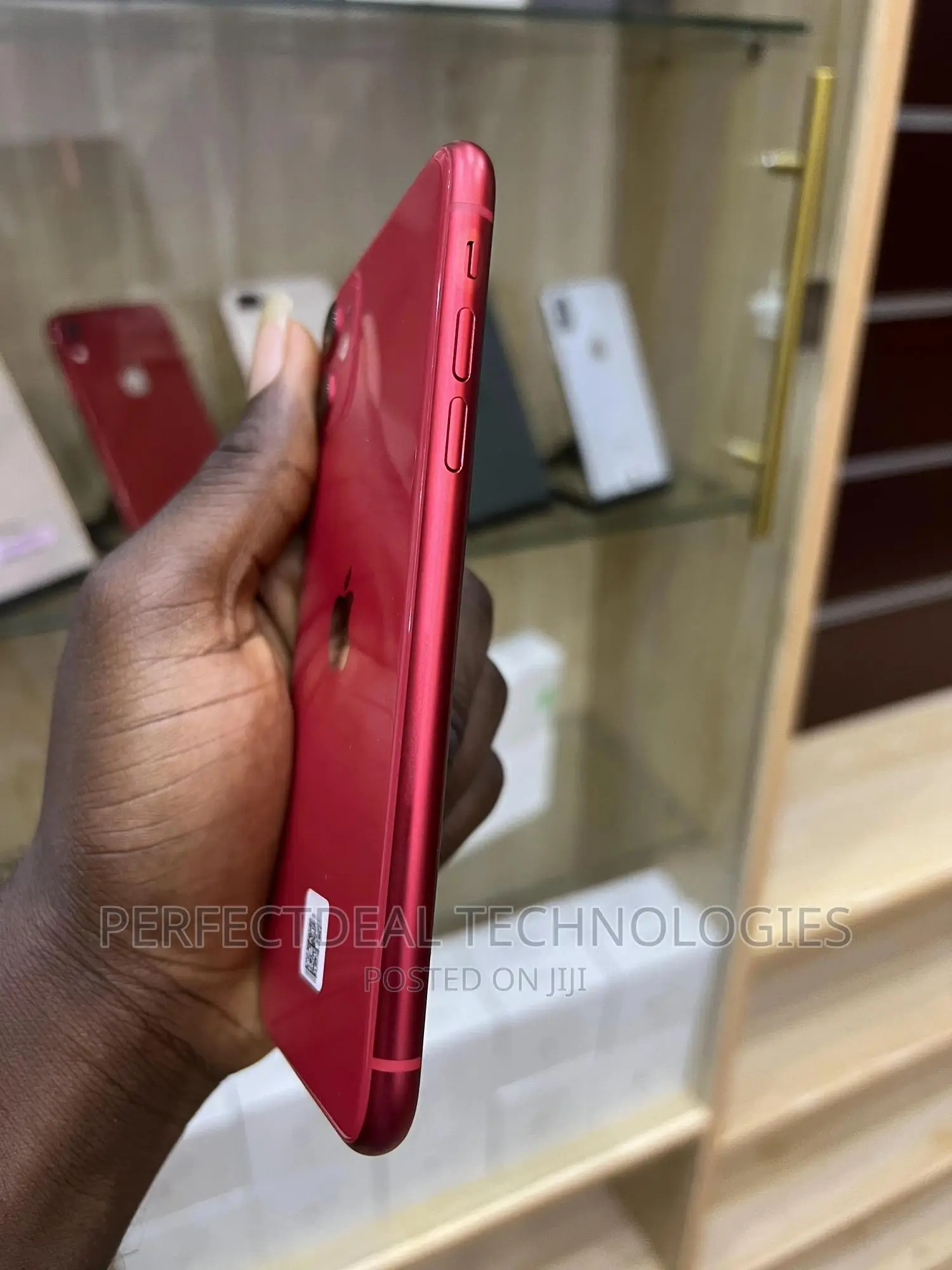 New Apple iPhone 11 128 GB Red