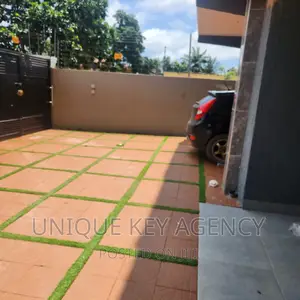 4bdrm House in Unique Key Agency, Lapaz for rent