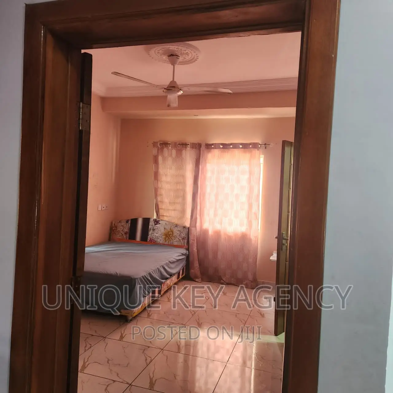 4bdrm House in Unique Key Agency, Lapaz for rent