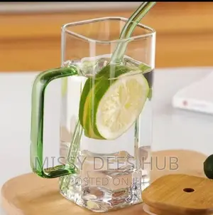 Square Glass Cup With Bamboo Lid
