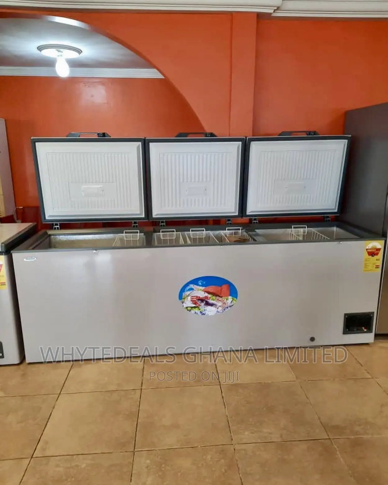 Aucma 3–Doors 850ltrs Durable Chest Freezer for Cold Stores