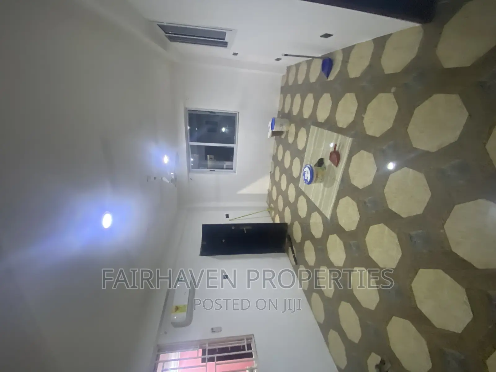 2bdrm Apartment in Tseaddo, Burma Camp for rent