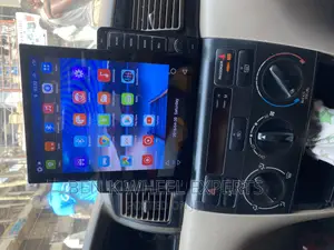 Universal Tesla Android for Corolla S