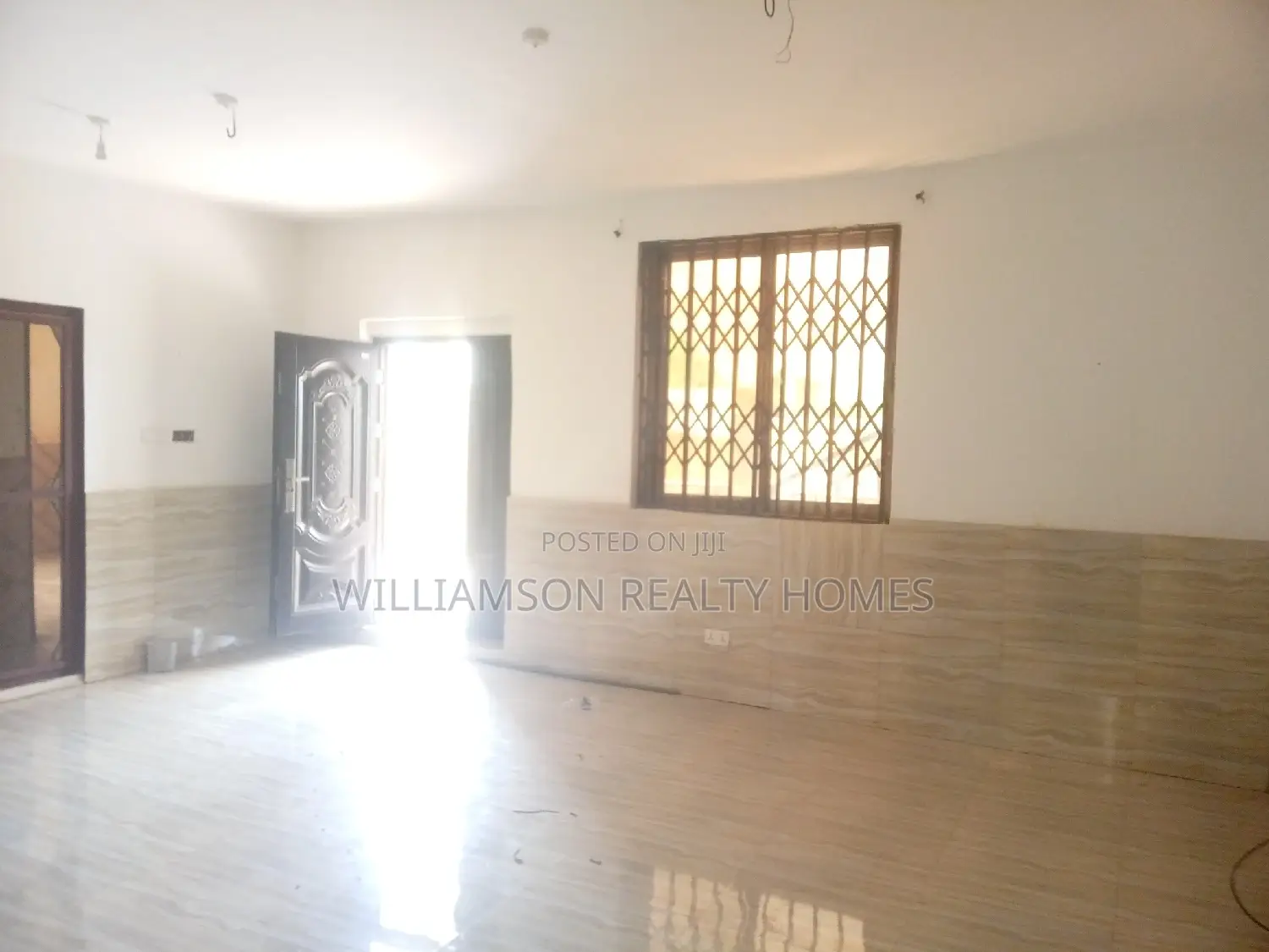 2bdrm Apartment in Community 18, Spintex for rent