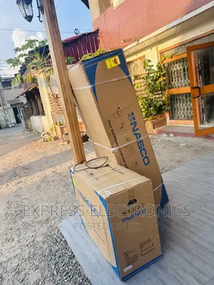 Elegant Design White Standing AC Split R410 Gas Nasco 2.5hp