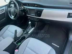 Toyota Corolla 2015 Dashboard