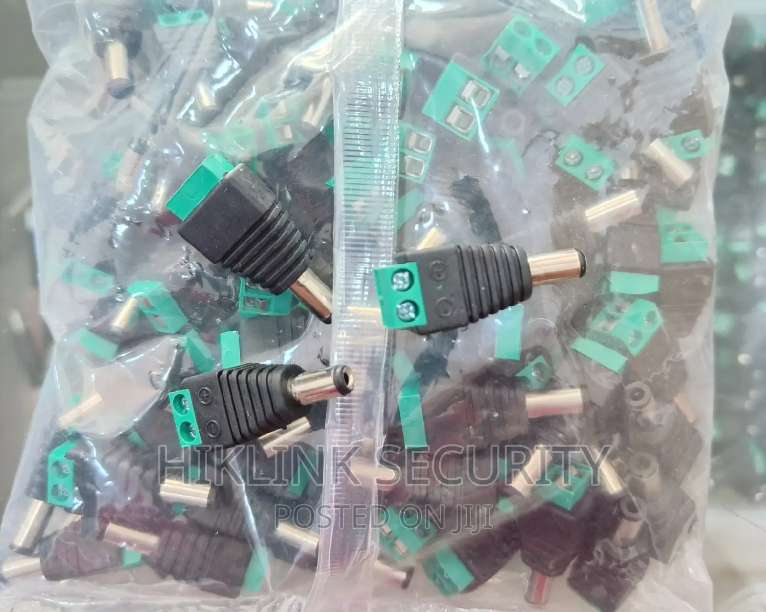 DC Screw Type Connector