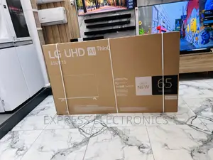 Sharpe Smart Glossy Black Slim 65”UR730