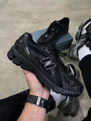 New Balance Sneakers